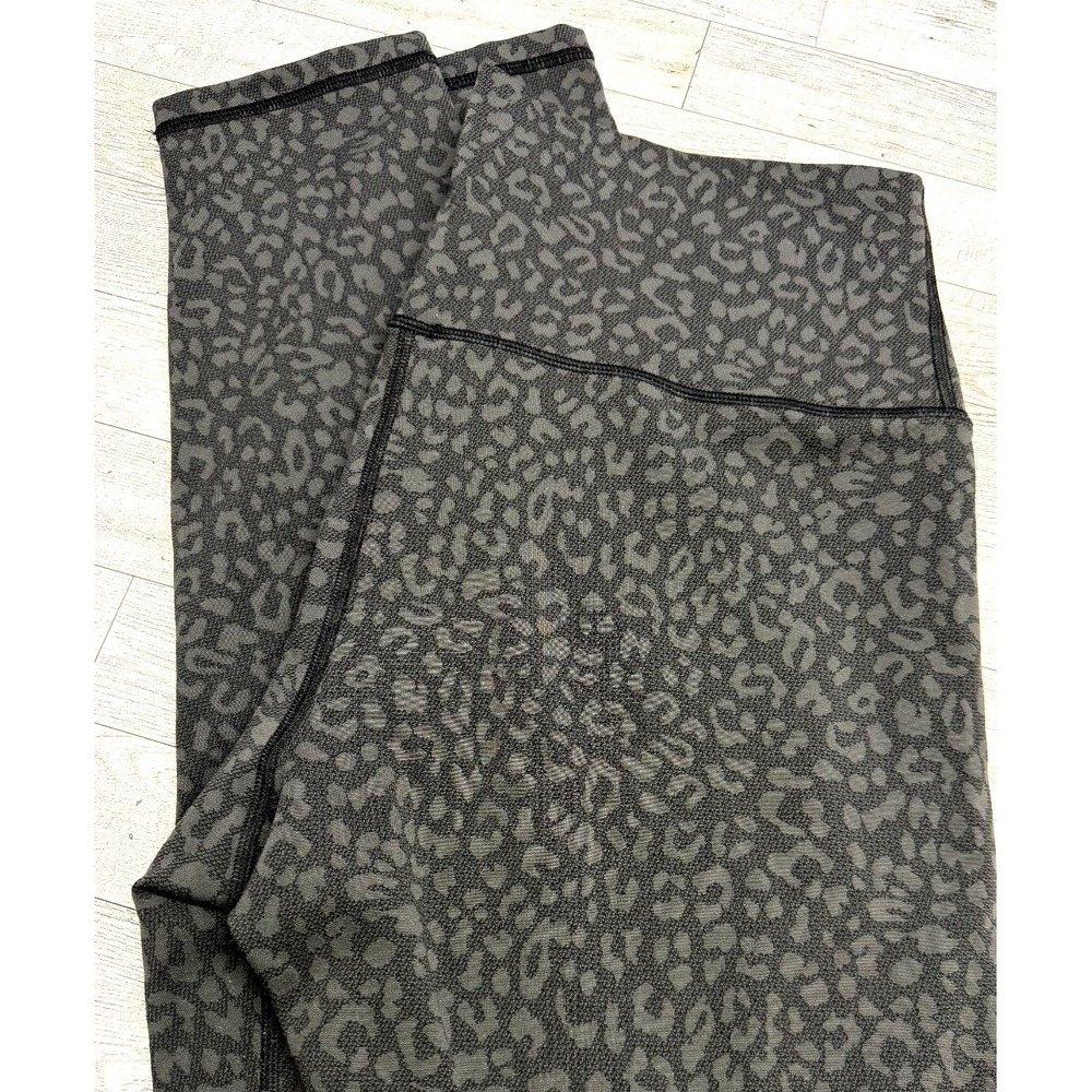 Offline by Aerie Women's‎ Black Gray Leopard Print High Waisted Leggings XL